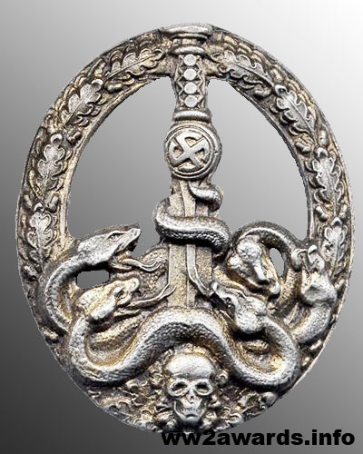 Photo of the badge for fighting partisans