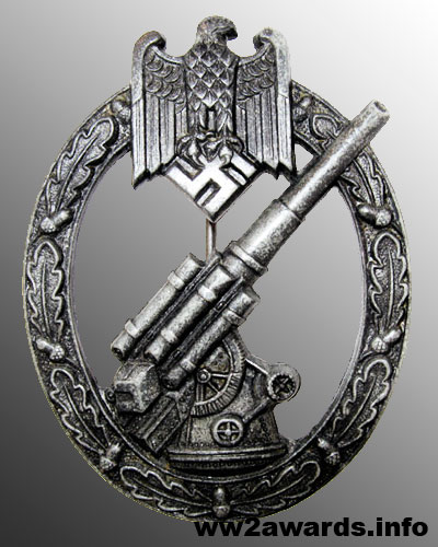 Land Anti-Aircraft Artillery Badge Photo