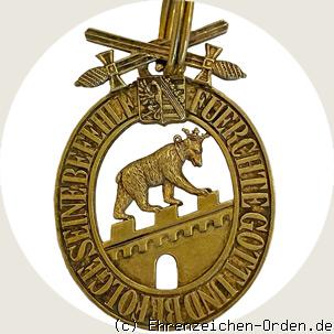 Hausorden Albrecht des Bären Kommandeurzeichen mit Schwertern