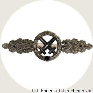 Frontflugspange für Schlachtflieger in Silber