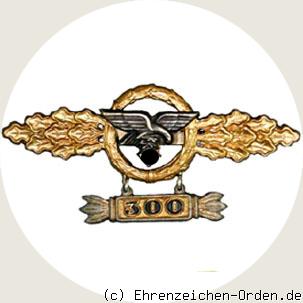 Frontflugspange für Transport-und Luftlandeflieger in Gold mit Einsatzzahl 300